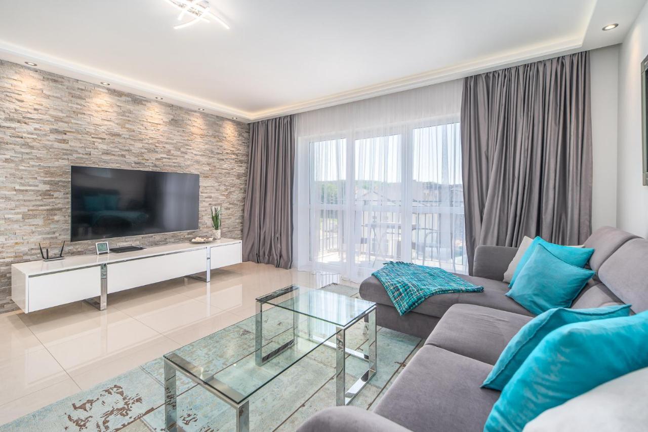 Stylish Vacation Apartment With Parking In Miedzyzdroje By Noclegi Renters Ngoại thất bức ảnh