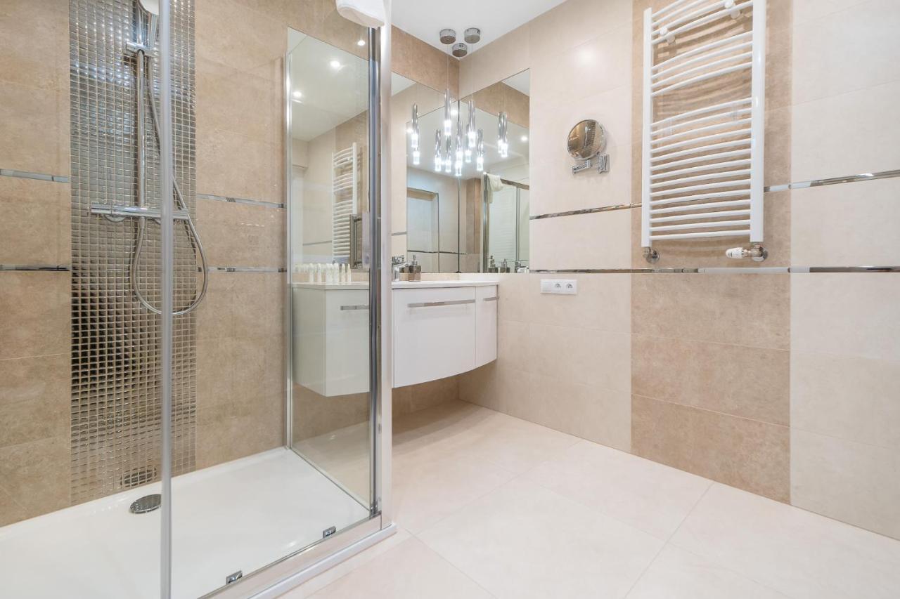 Stylish Vacation Apartment With Parking In Miedzyzdroje By Noclegi Renters Ngoại thất bức ảnh