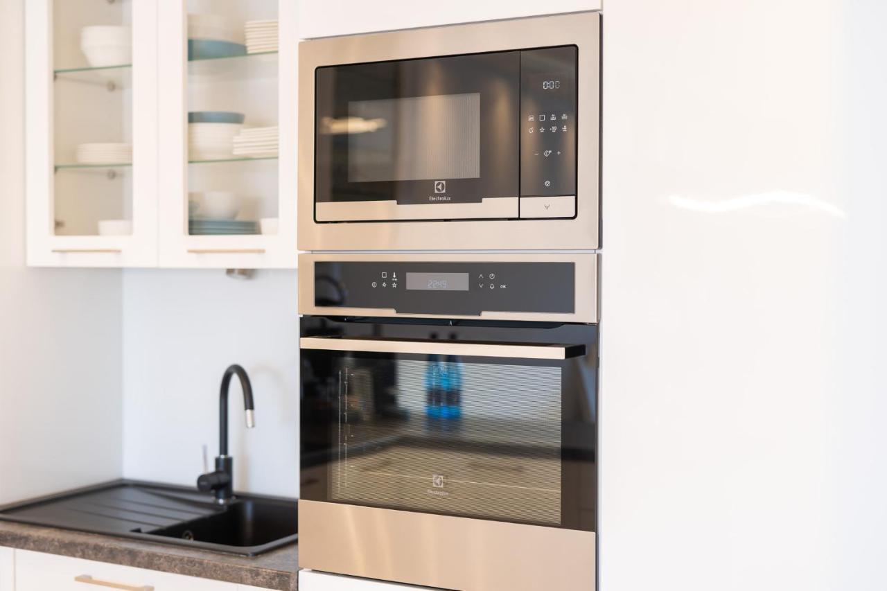 Stylish Vacation Apartment With Parking In Miedzyzdroje By Noclegi Renters Ngoại thất bức ảnh